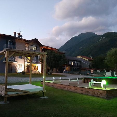 Casa Rosso Blu Panzió Sorico Kültér fotó