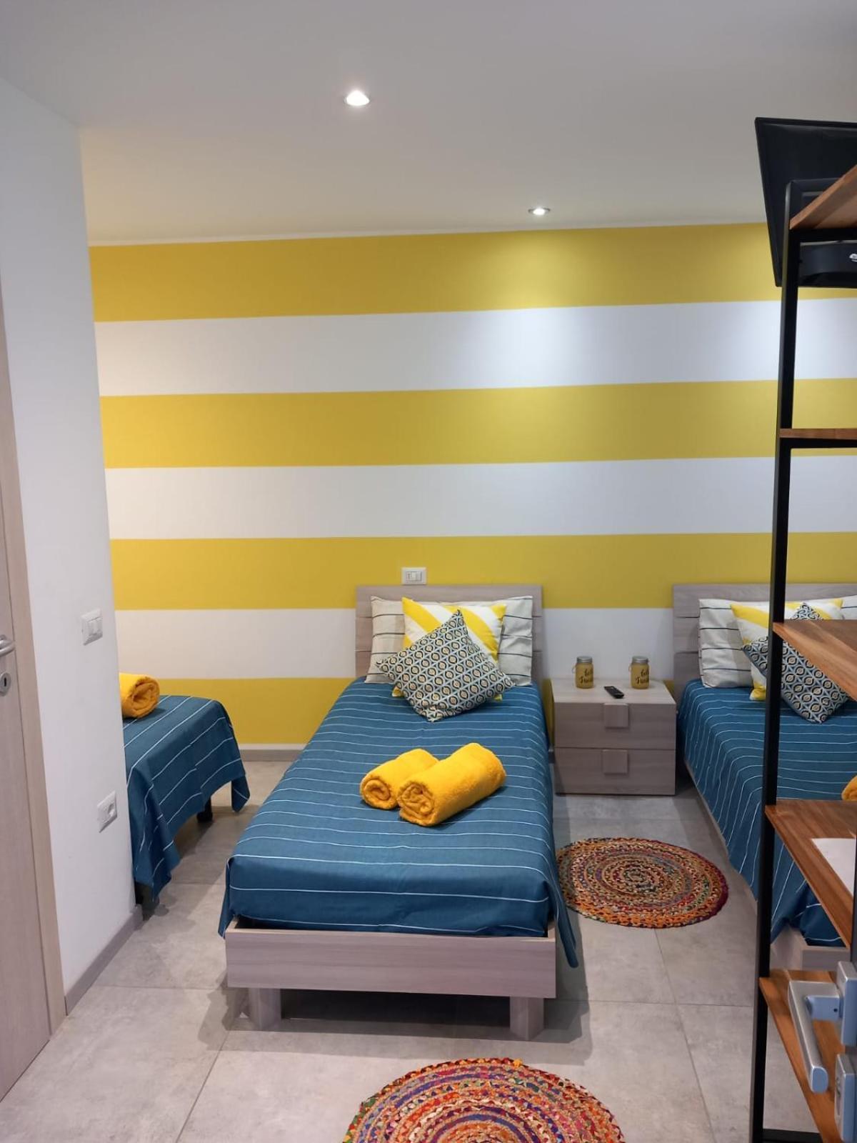 Casa Rosso Blu Panzió Sorico Kültér fotó